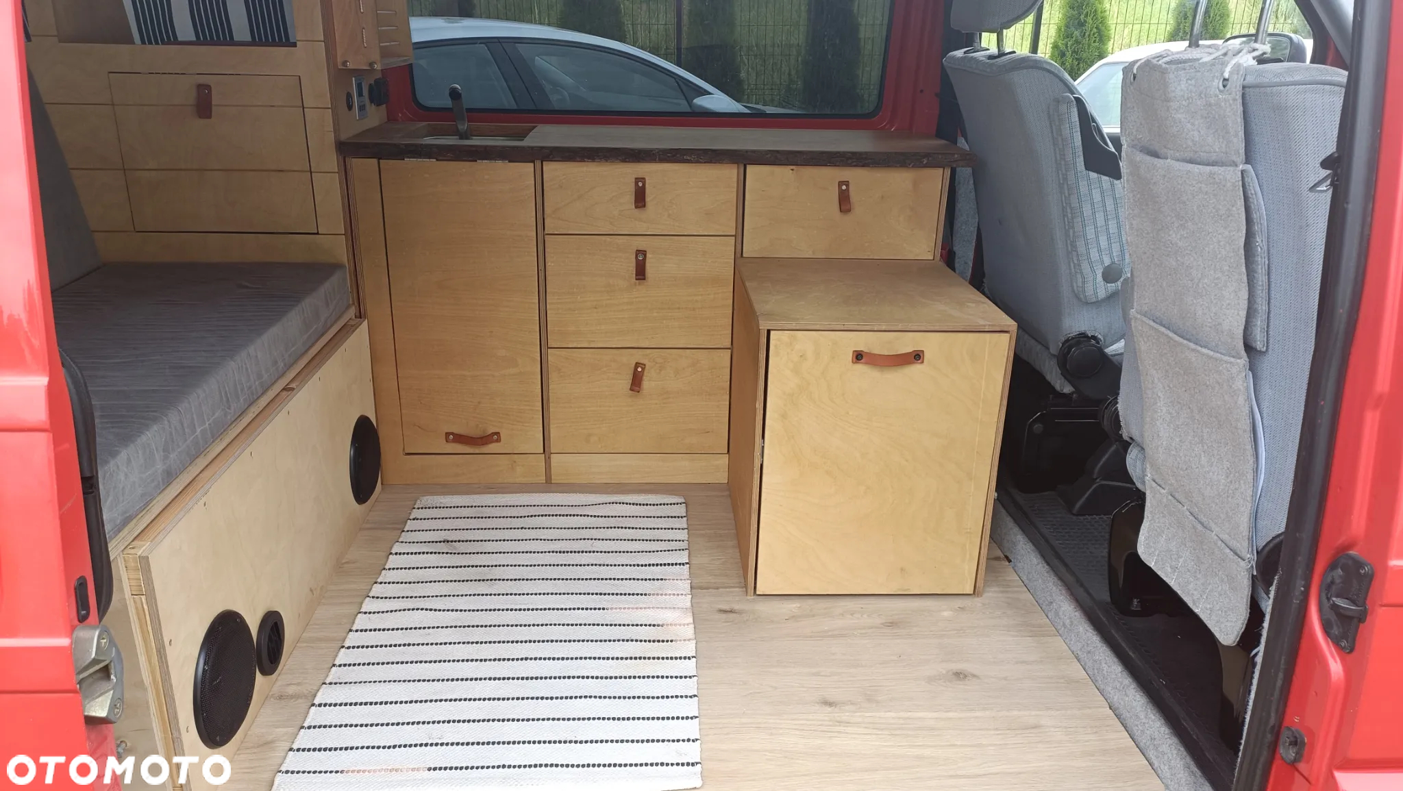 Volkswagen Transporter Camper - 26