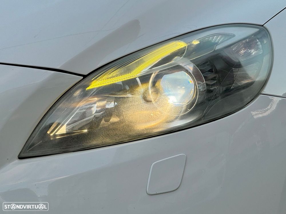 Volvo V40 1.6 D2 Summum - 6