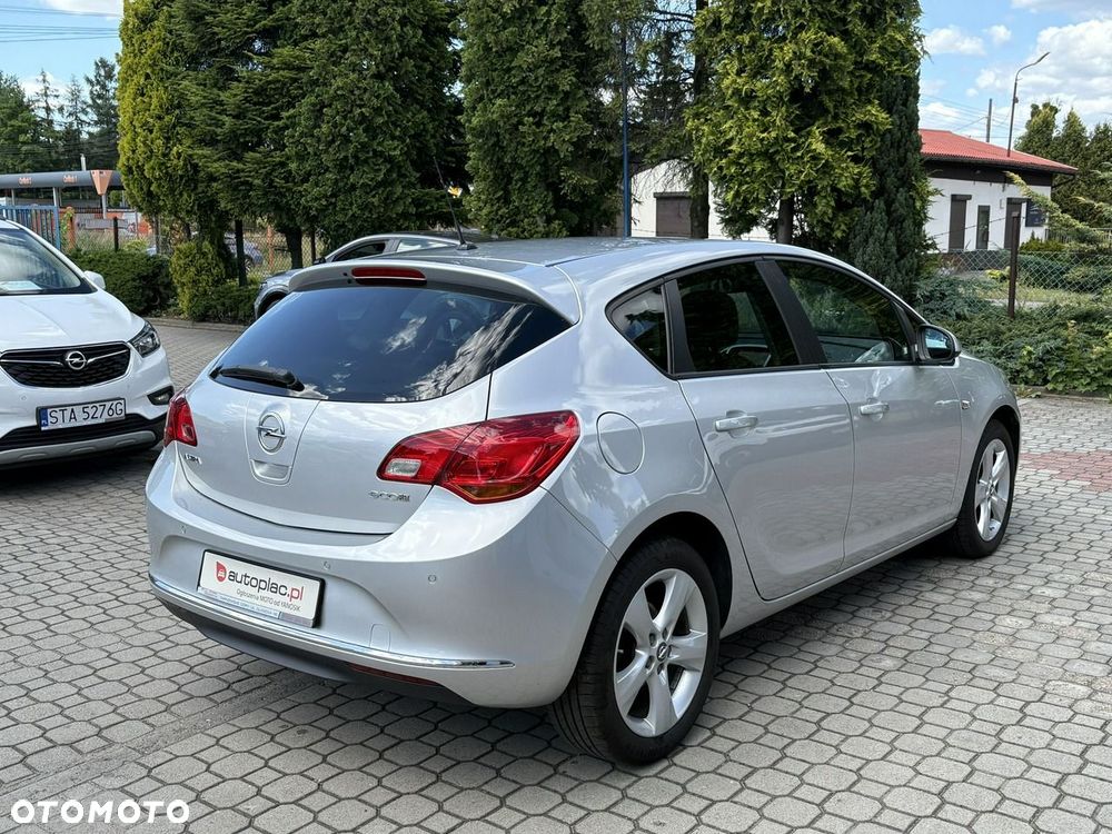 Opel Astra - 6