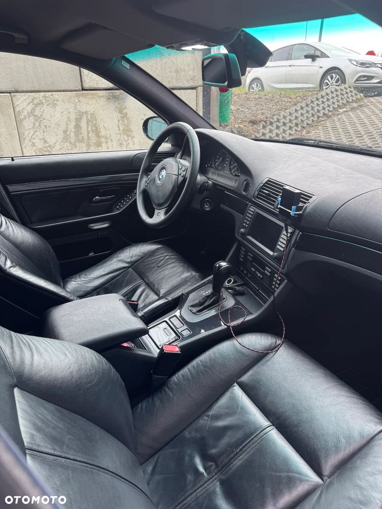 BMW Seria 5 - 10
