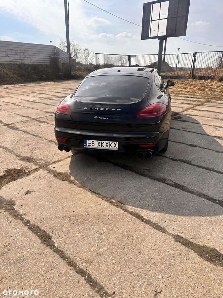 Porsche Panamera Standard - 18