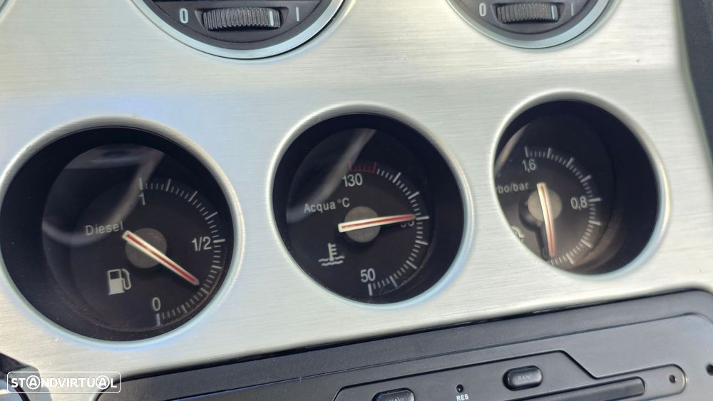 Alfa Romeo Spider 2.4 JTDM - 33