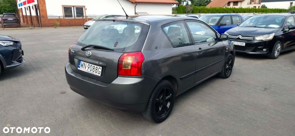 Toyota Corolla - 3