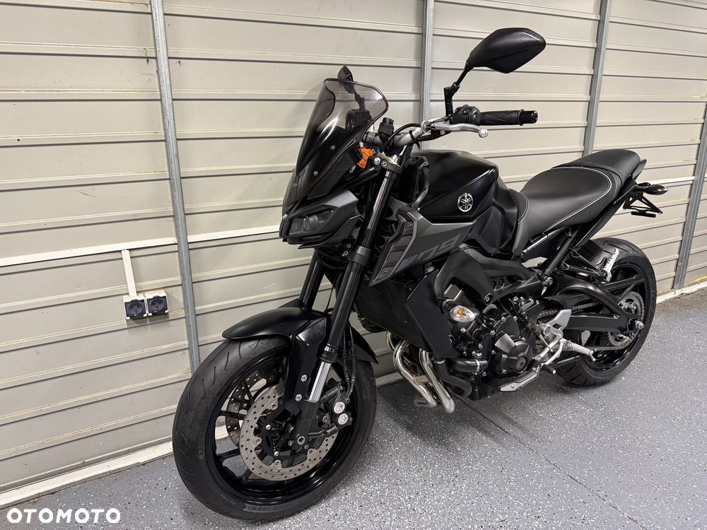 Yamaha MT - 12