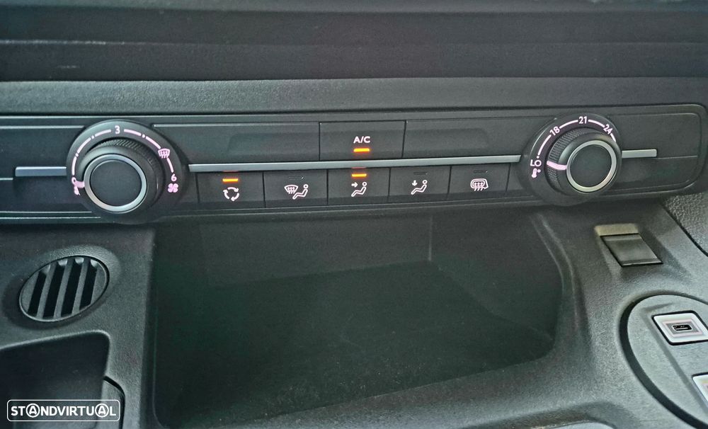 Opel Combo E-CARGO (XL) LONGA 3 LUGARES 54 KWH - 42