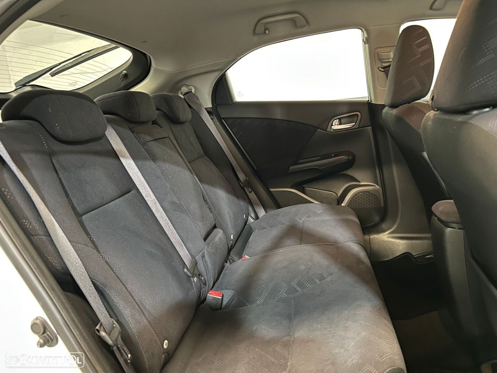 Honda Civic 1.4 i-VTEC Sport - 17