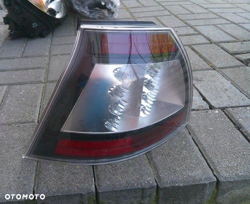 VW GOLF V LED LEWA TYLNA LAMPA HELLA ORYGINAŁ - 2
