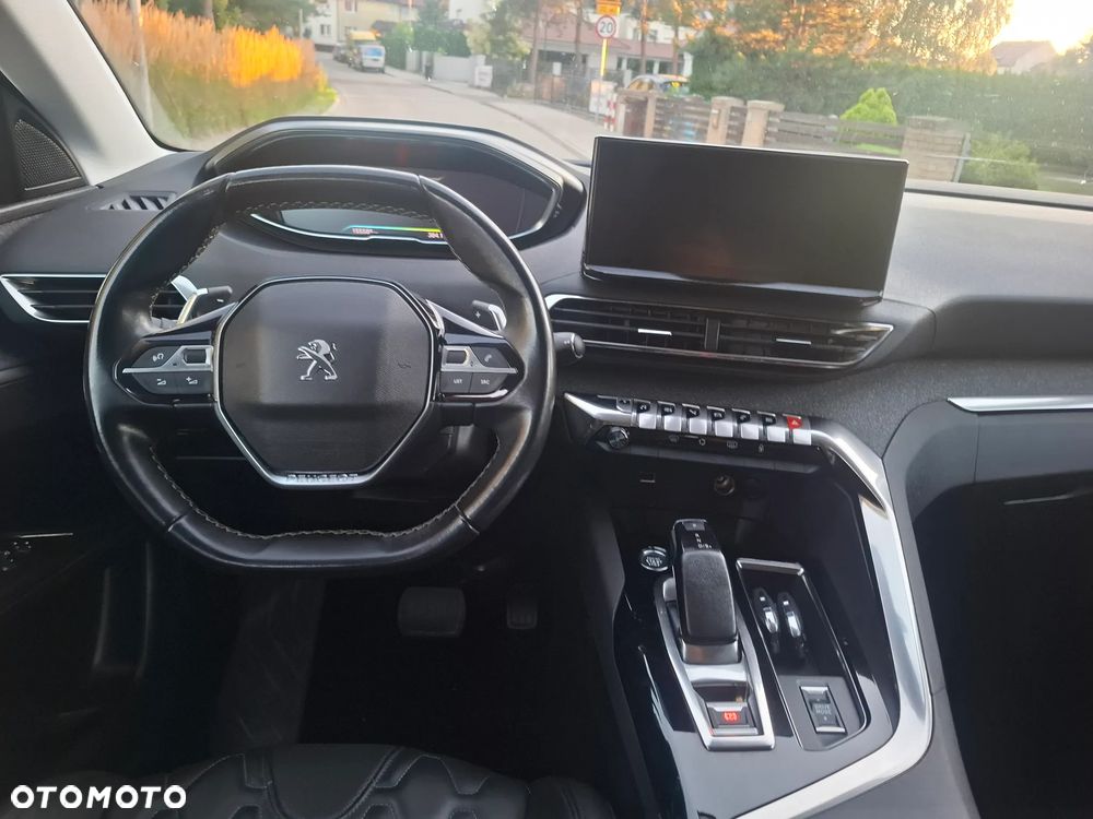 Peugeot 3008 1.6 PureTech Hybrid PHEV Allure Pack S&S EAT8 - 7