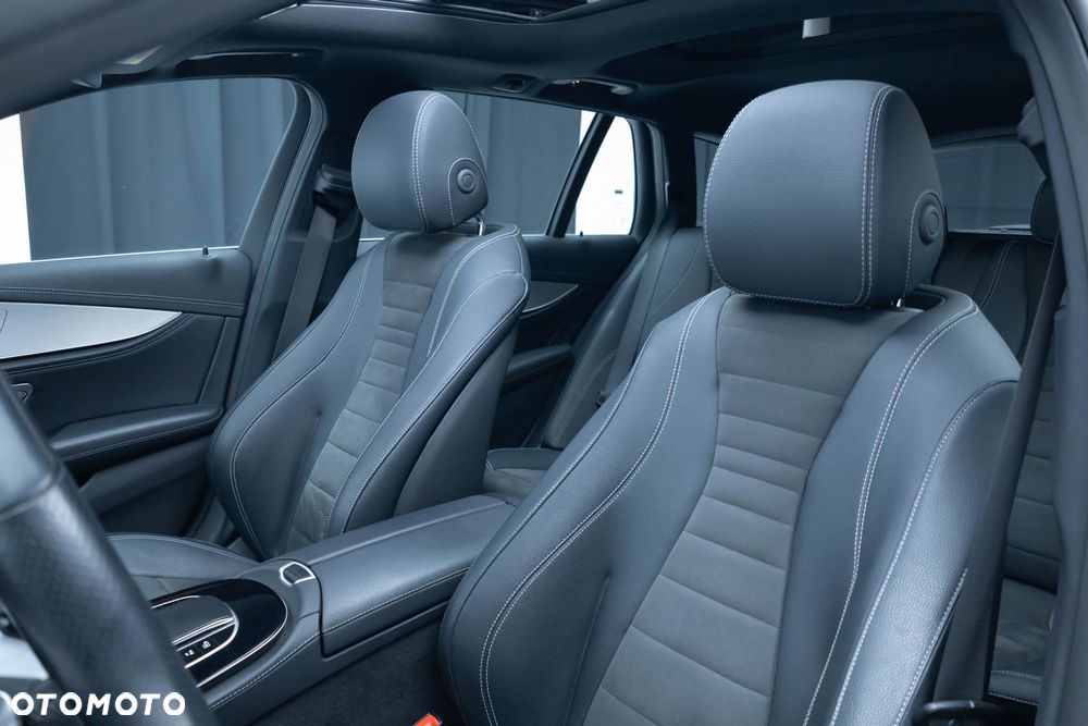 Mercedes-Benz Klasa E 300 de 4Matic 9G-TRONIC AMG Line - 34