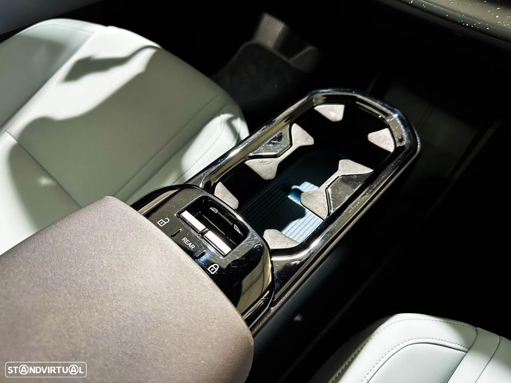 Volvo EX30 Twin Motor Performance AWD Plus - 35