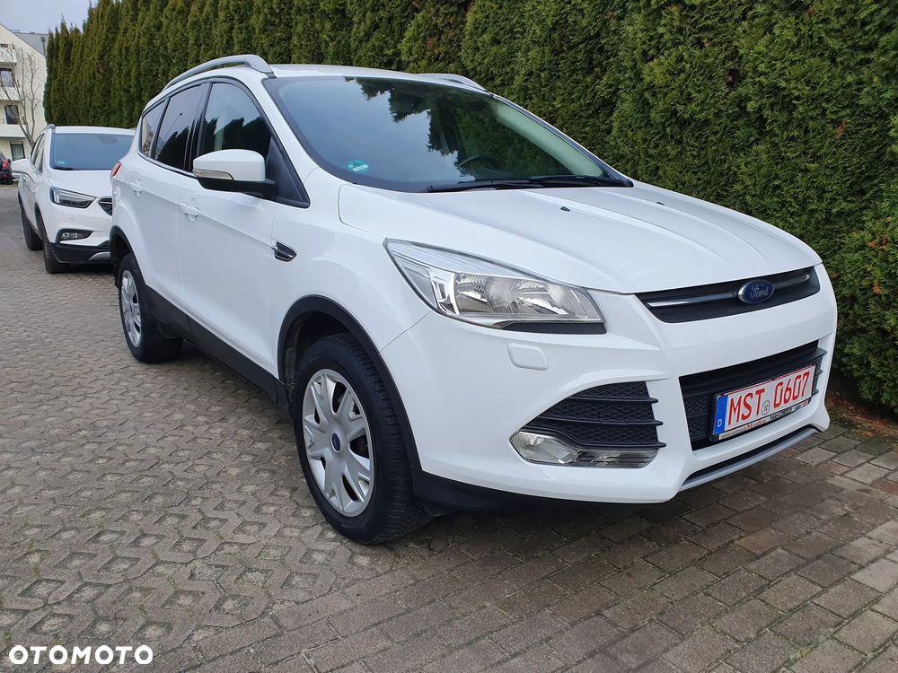 Ford Kuga 1.5 EcoBoost 2x4 SYNC - 4