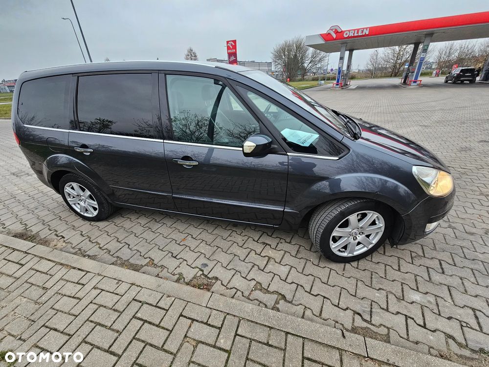 Ford Galaxy 2.0 Ghia - 6