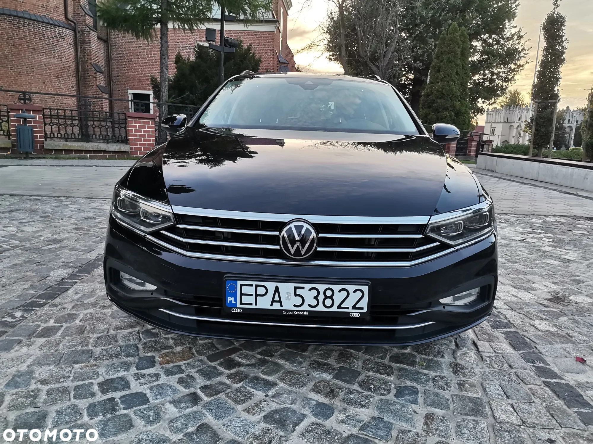 Volkswagen Passat Variant 2.0 TDI SCR DSG Elegance - 38