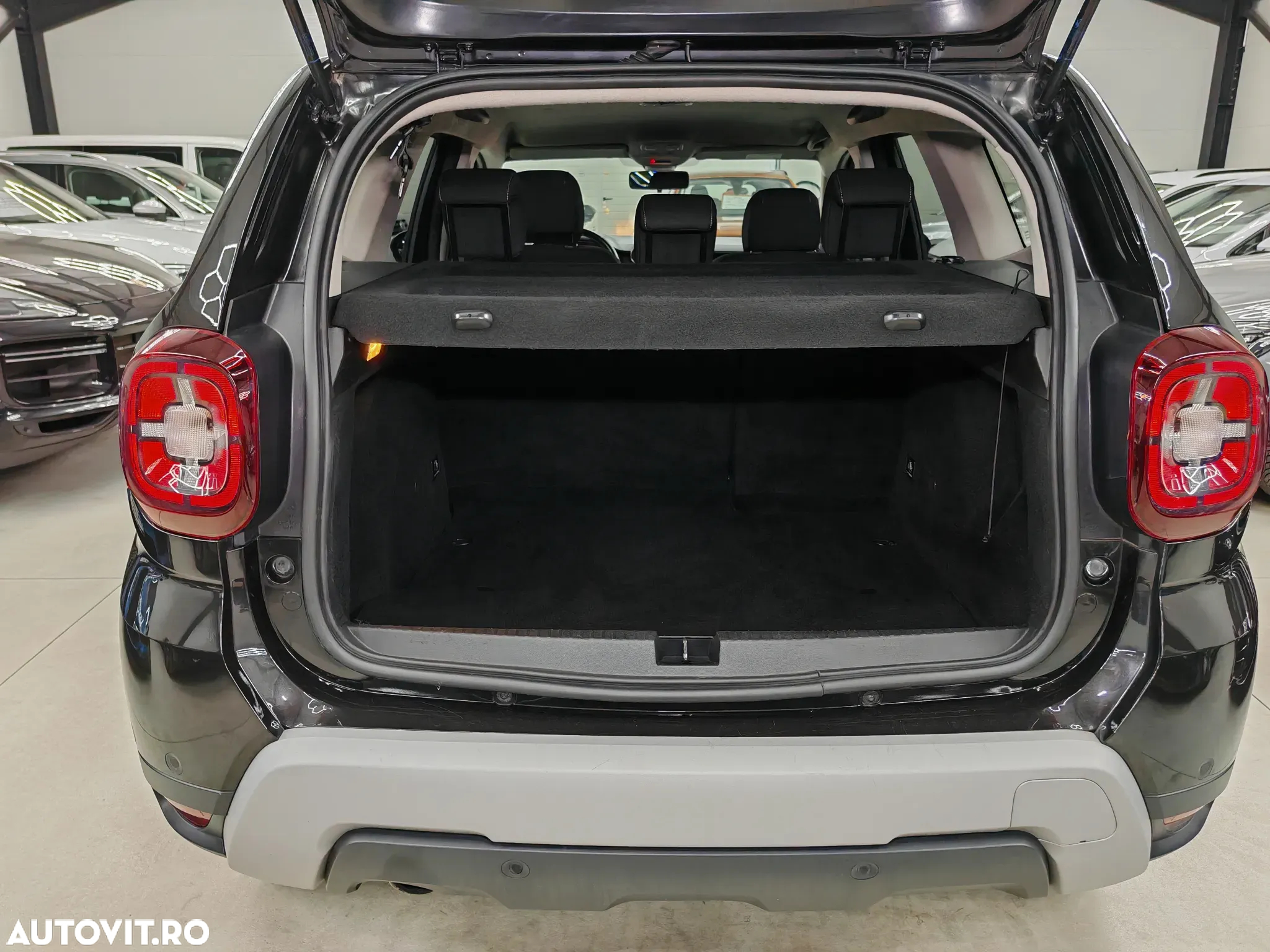 Dacia Duster SCe 115 2WD Prestige - 37