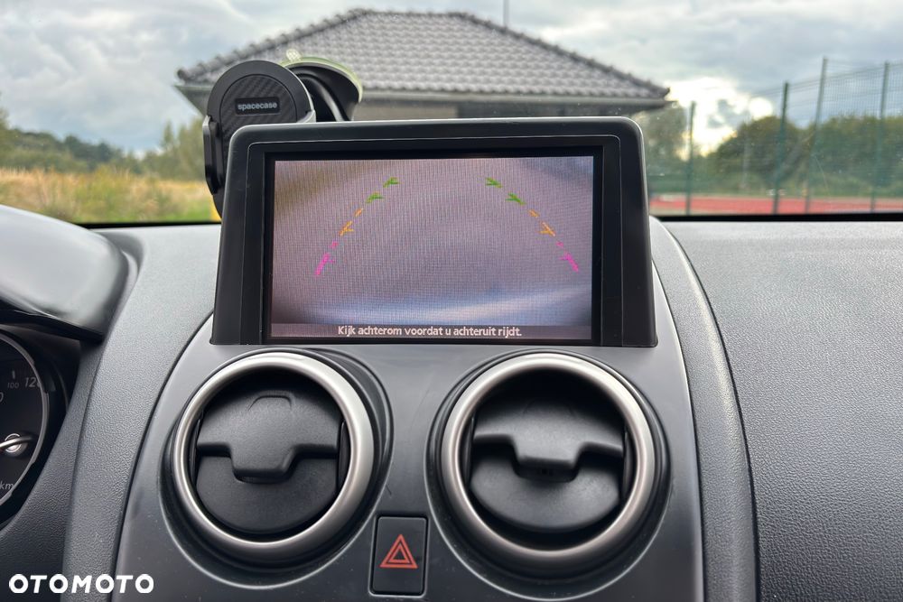 Nissan Qashqai - 10