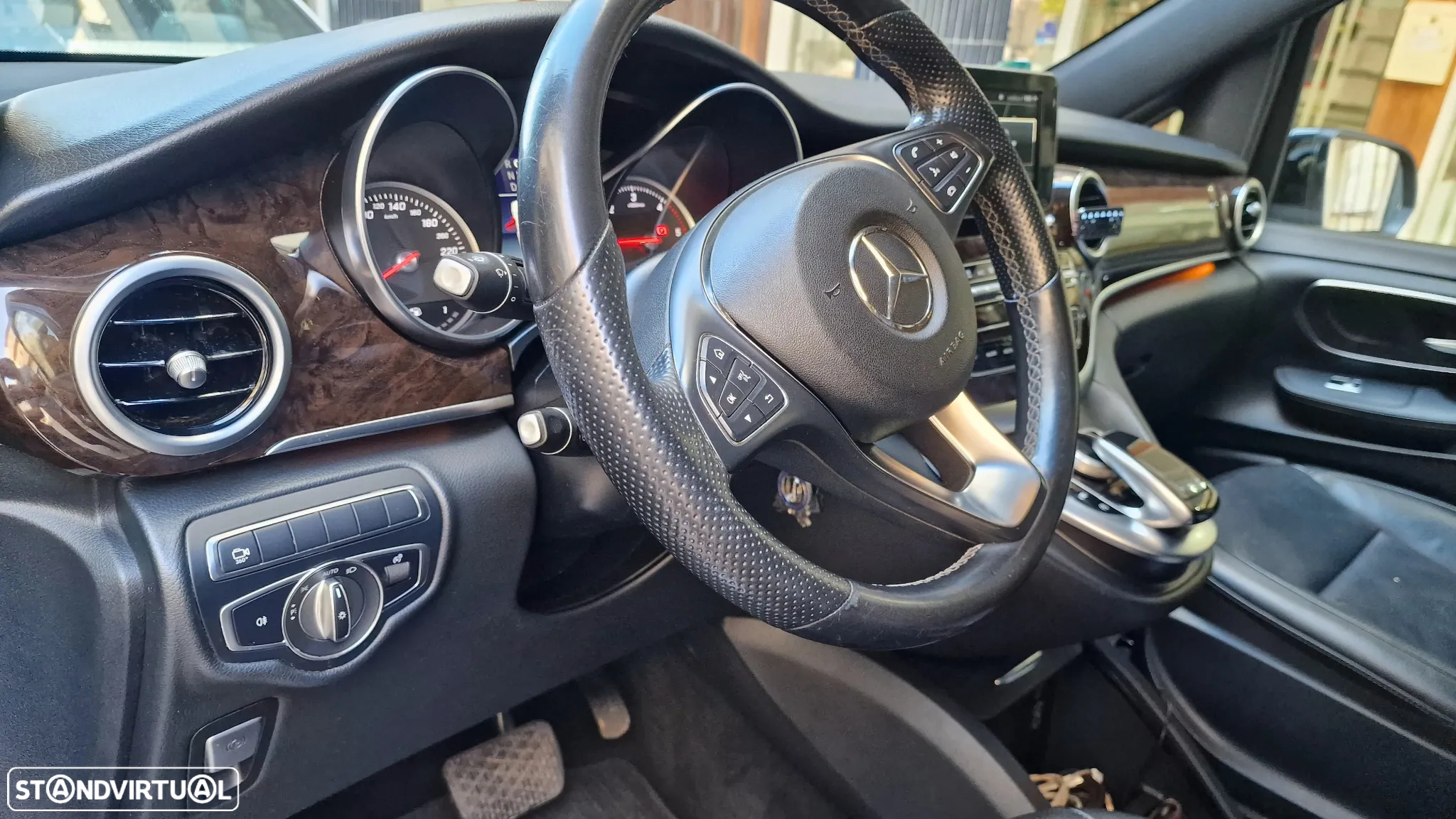 Mercedes-Benz V 250 BlueTEC Longo Avantgarde - 3