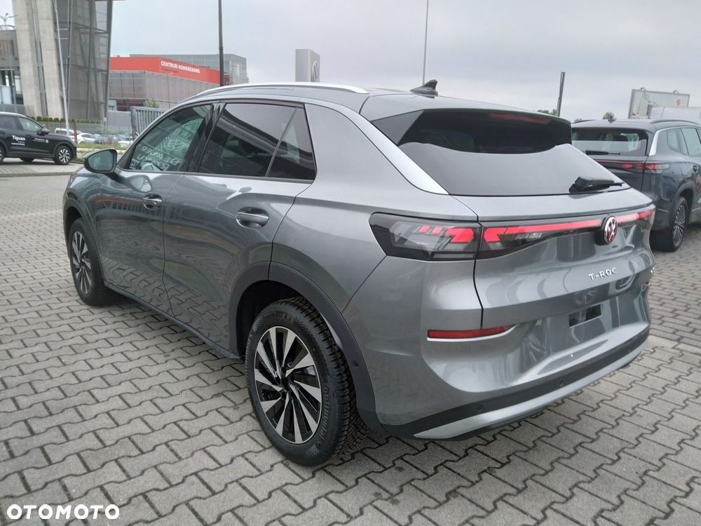 Volkswagen T-Roc - 5