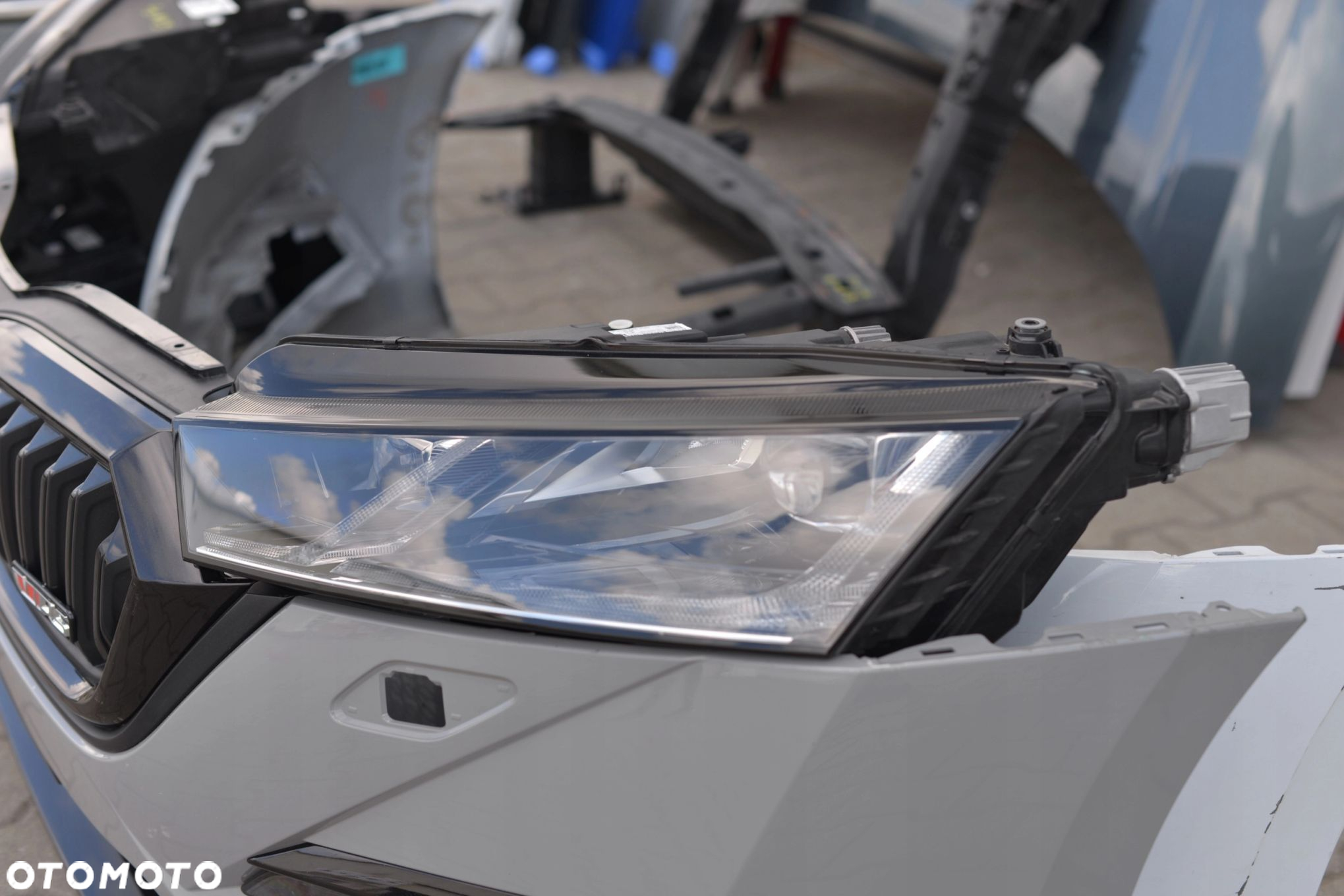 MASKA ZDERZAK RS GRILL BŁOTNIK LAMPA PAS BELKA SKODA OCTAVIA 4 IV 2020-2024 - 16