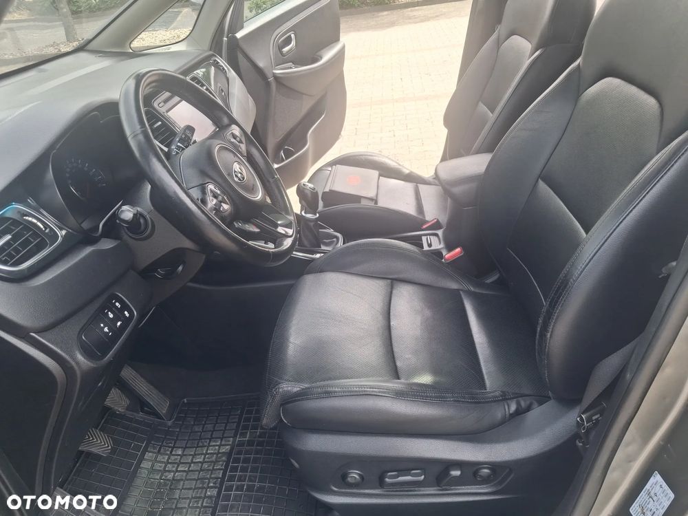 Kia Carens 1.7 CRDi 136 Fifa World Cup Edition - 14