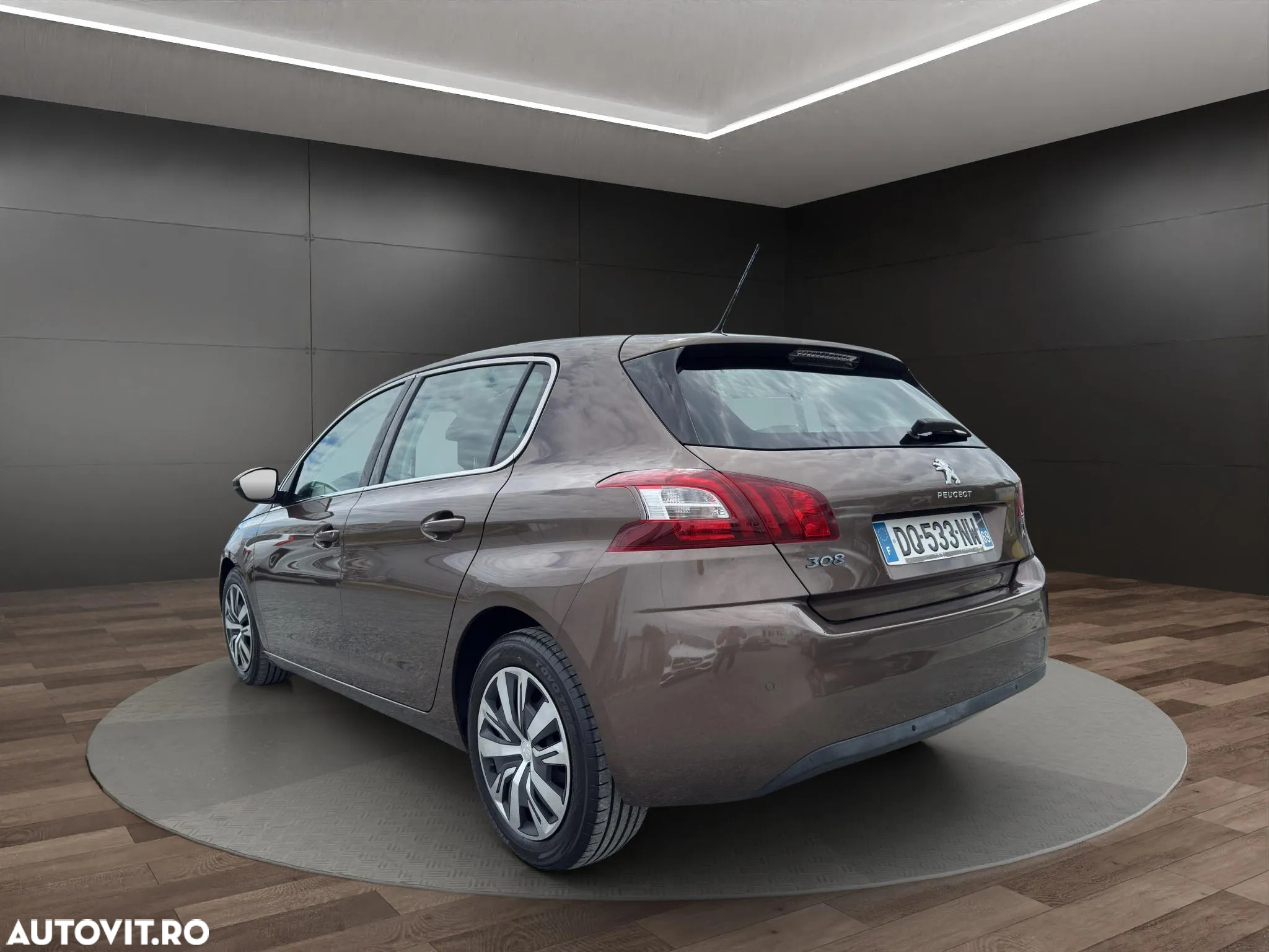 Peugeot 308 1.2 L PureTech Turbo Allure Aut. - 3