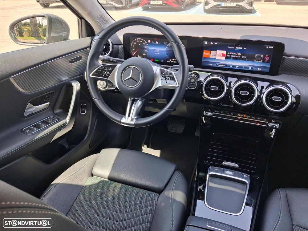 Mercedes-Benz A 250 e - 17