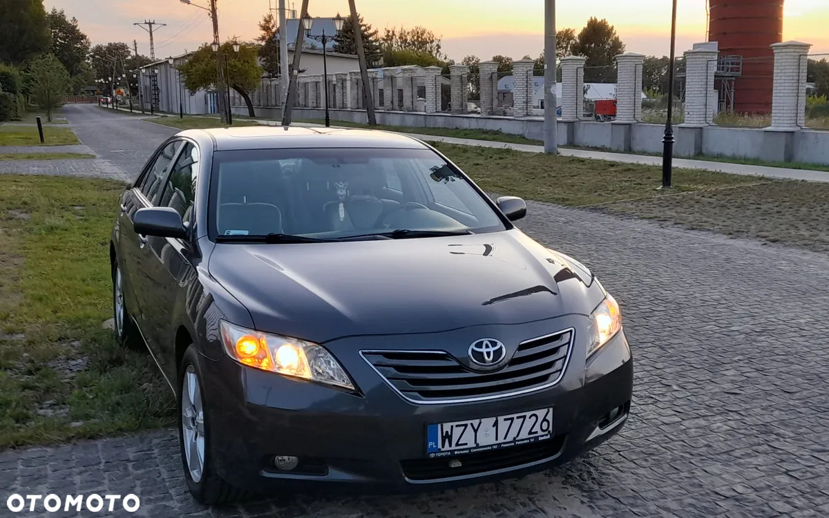 Toyota Camry 3.5 V6 SE - 6