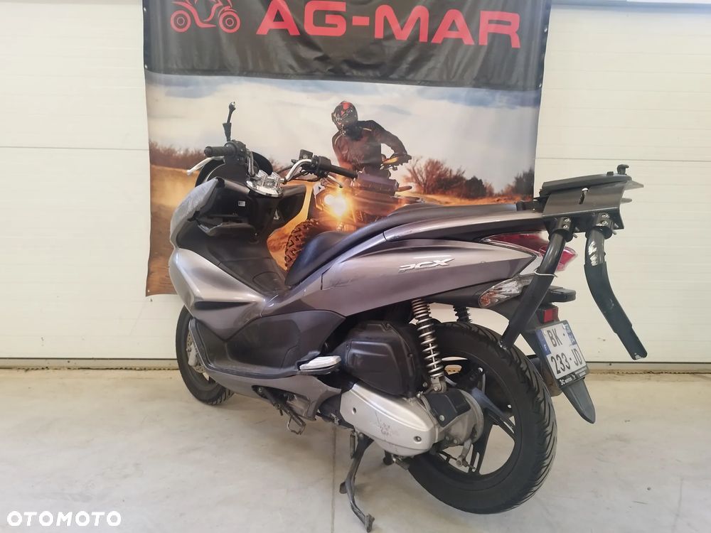 Honda PCX - 8