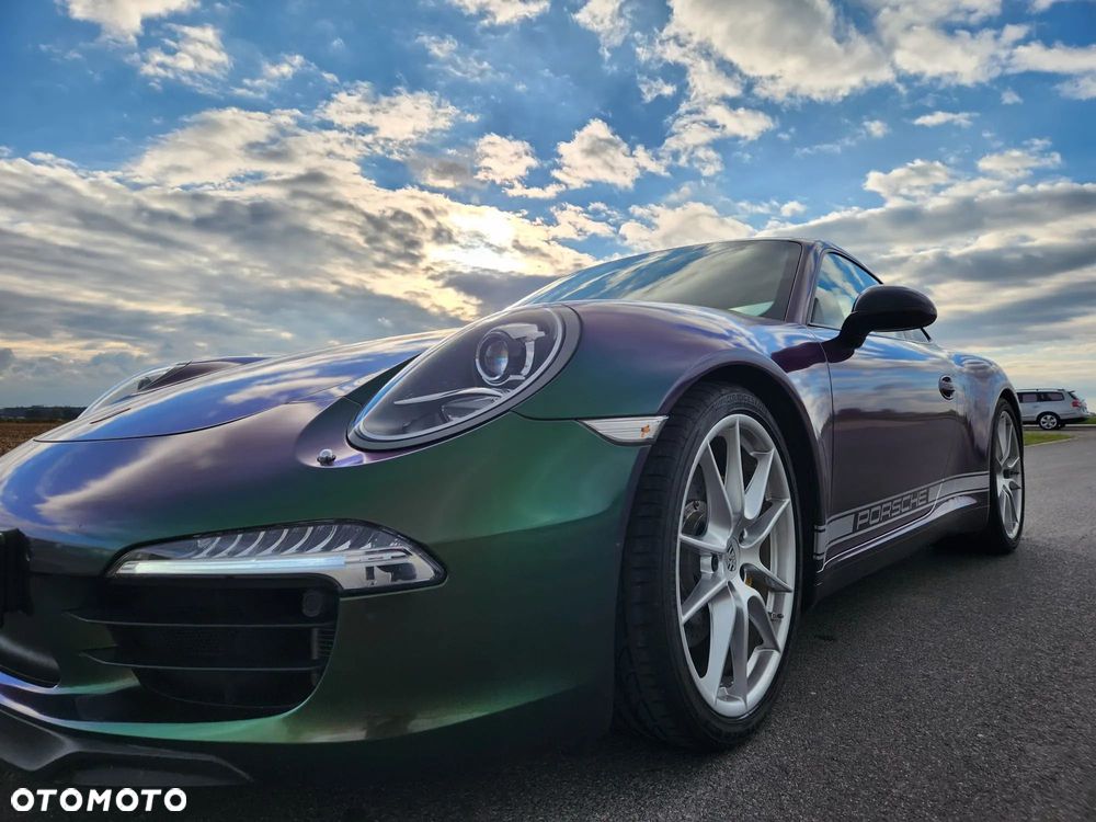 Porsche 911 Carrera S - 6