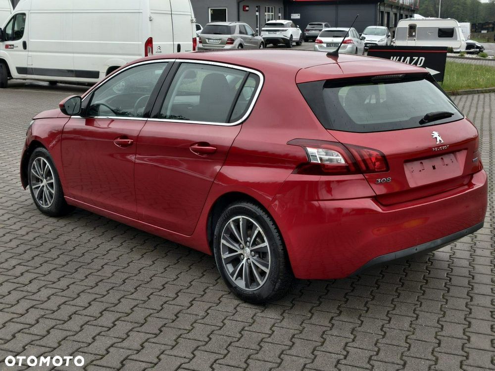 Peugeot 308 - 5