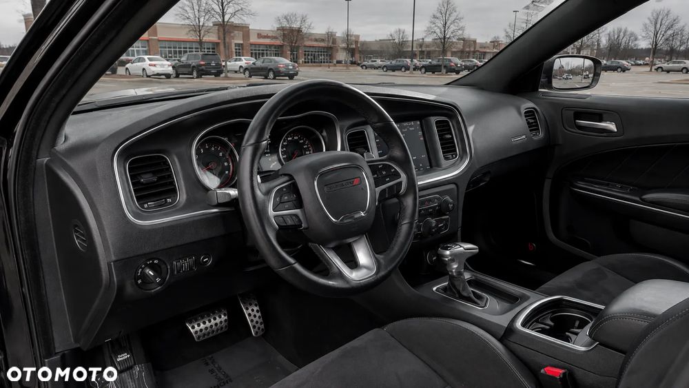 Dodge Charger 5.7 R/T - 10