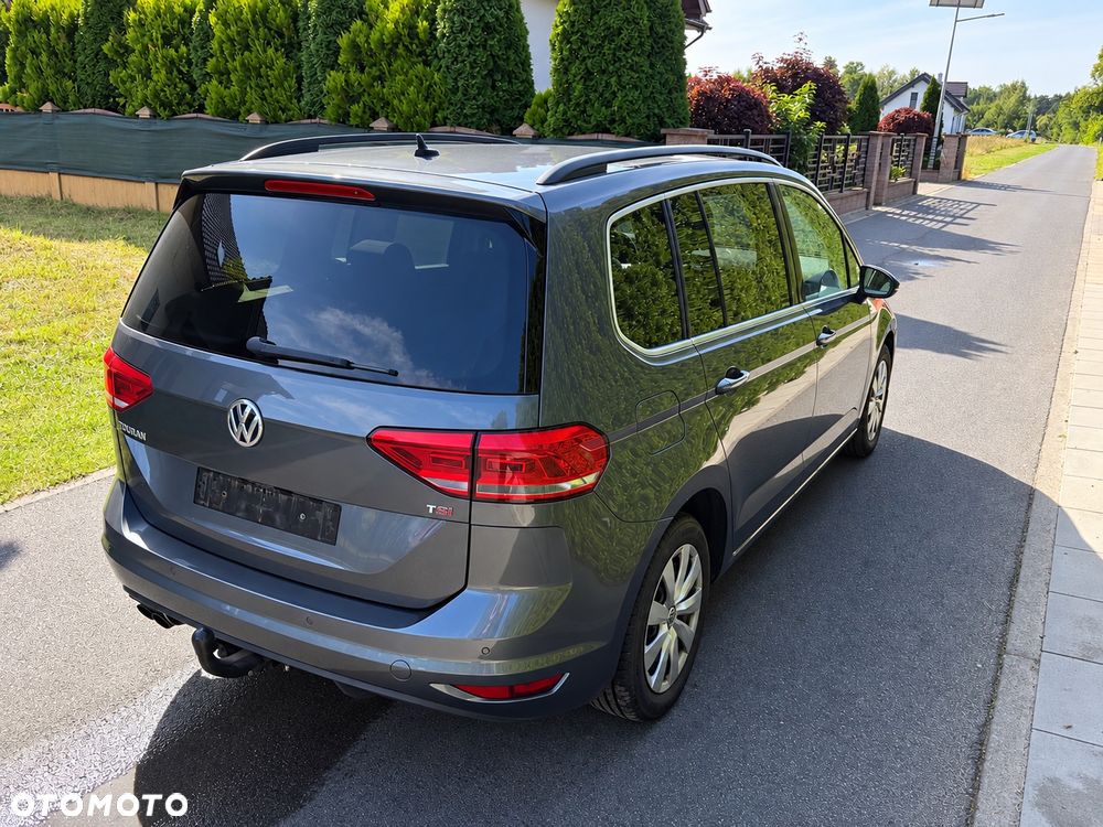 Volkswagen Touran 1.4 TSI BMT Comfortline DSG - 4