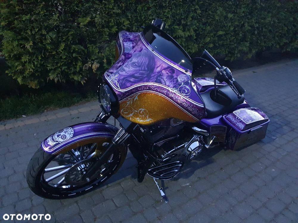Harley-Davidson FLHTCU Ultra - 25