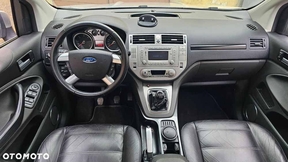 Ford Kuga 2.0 TDCi 2x4 Titanium - 5