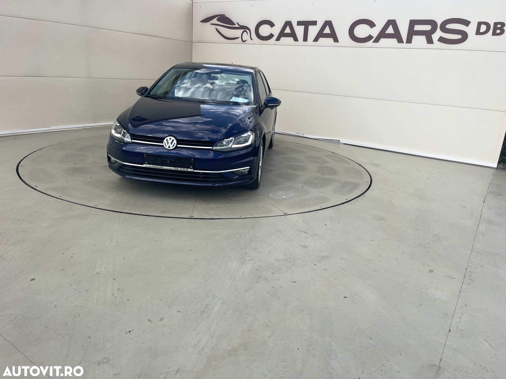 Volkswagen Golf 2.0 TDI (BlueMotion Technology) Highline - 2