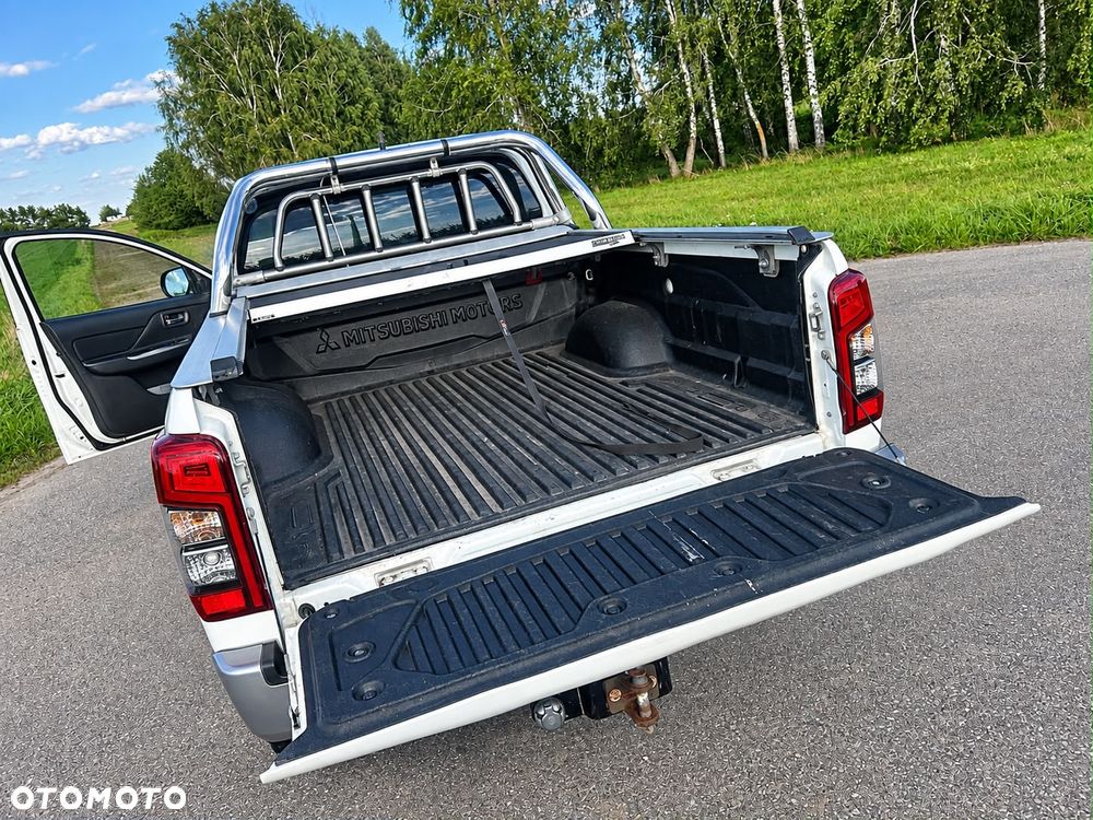 Mitsubishi L200 - 7