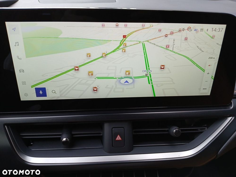 Lexus UX 300h F Sport Design - 17