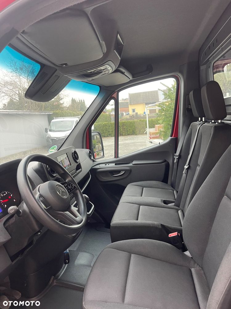 Mercedes-Benz Sprinter - 6