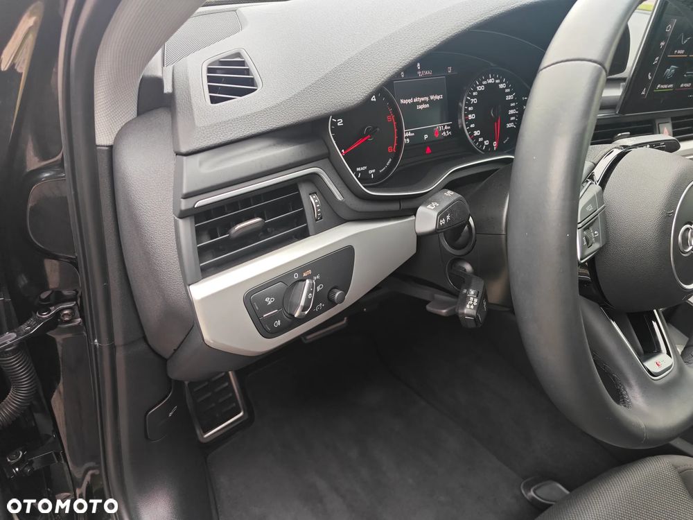 Audi A4 Limousine - 17