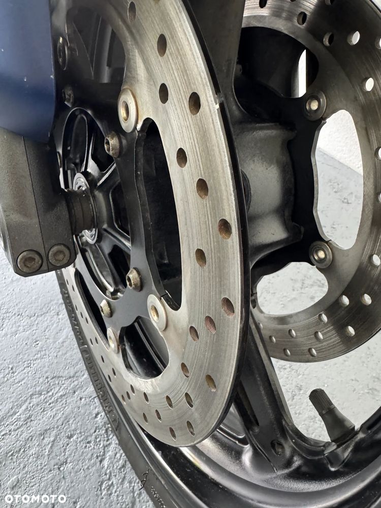 Yamaha FJR - 16