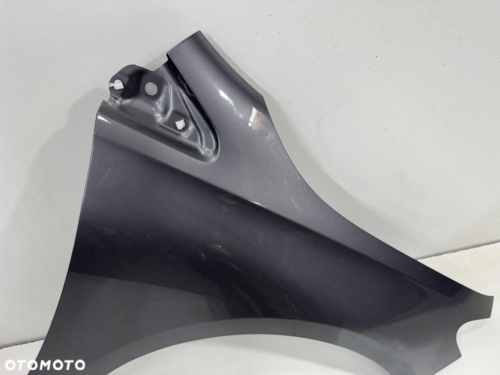 Przedni prawy błotnik Mercedes b klasa 247 a2478811000 - 3