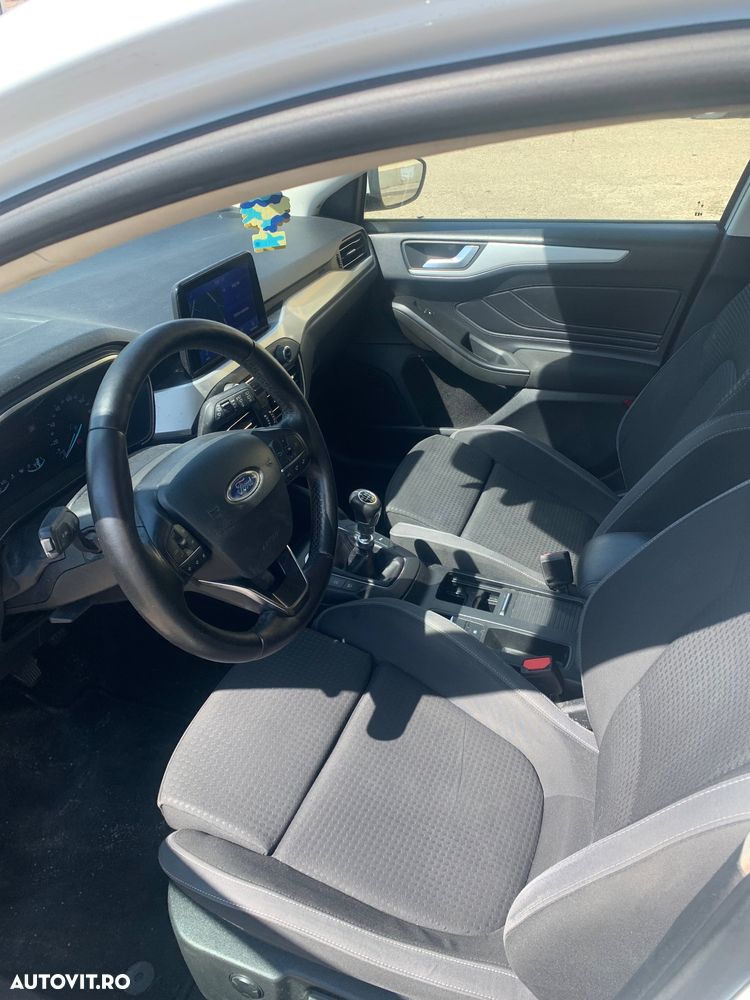 Ford Focus 1.5 TDCi DPF Start-Stopp-System COOL&CONNECT - 8