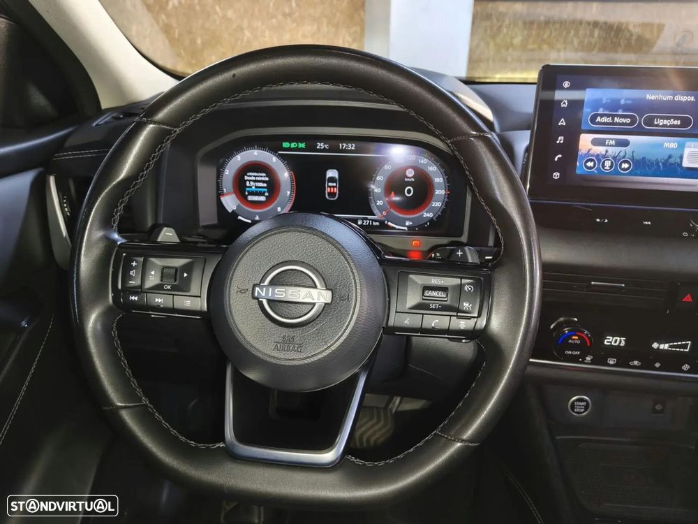 Nissan Qashqai 1.3 DIG-T N-Connecta LED Xtronic - 22