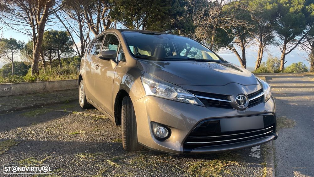 Toyota Verso 1.6 D-4D Comfort - 2