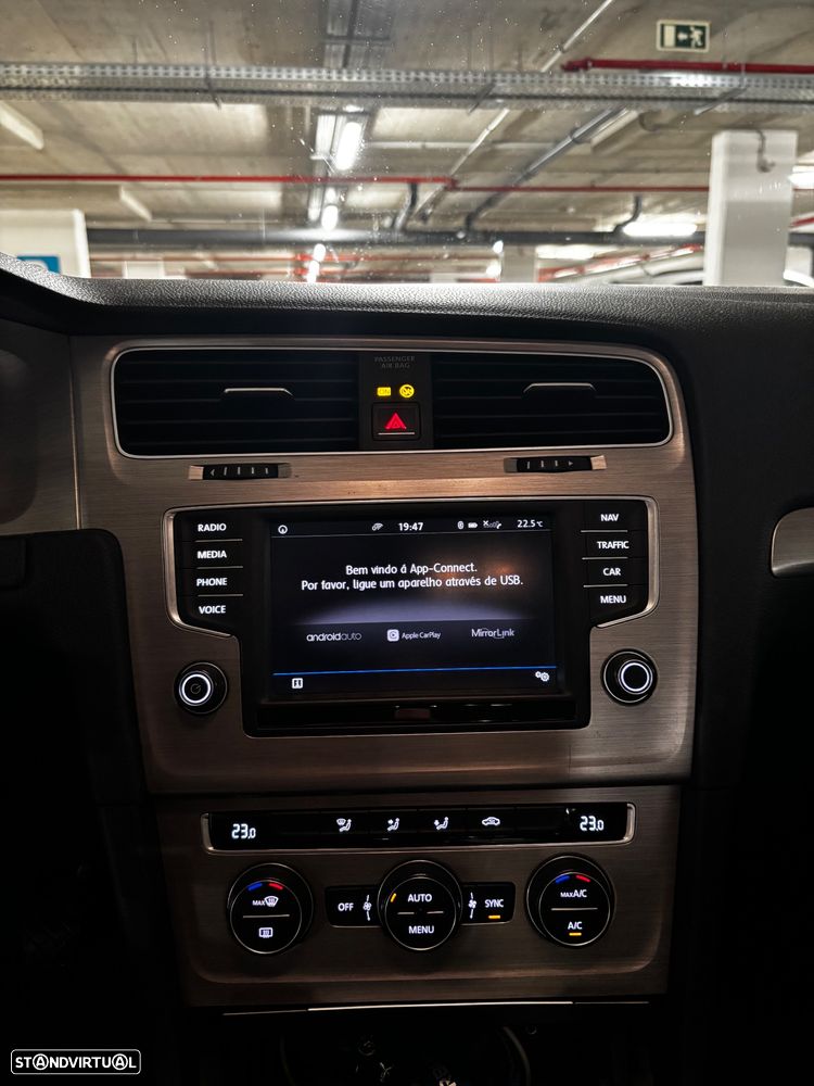 VW Golf Variant 1.6 TDi GPS Edition - 15