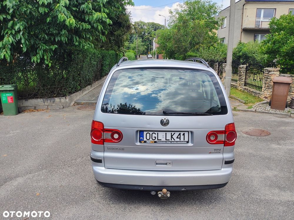 Volkswagen Sharan - 3