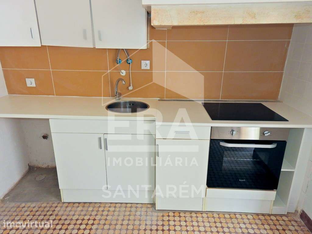 Apartamento T2 em Santarém. - Grande imagem: 3/19
