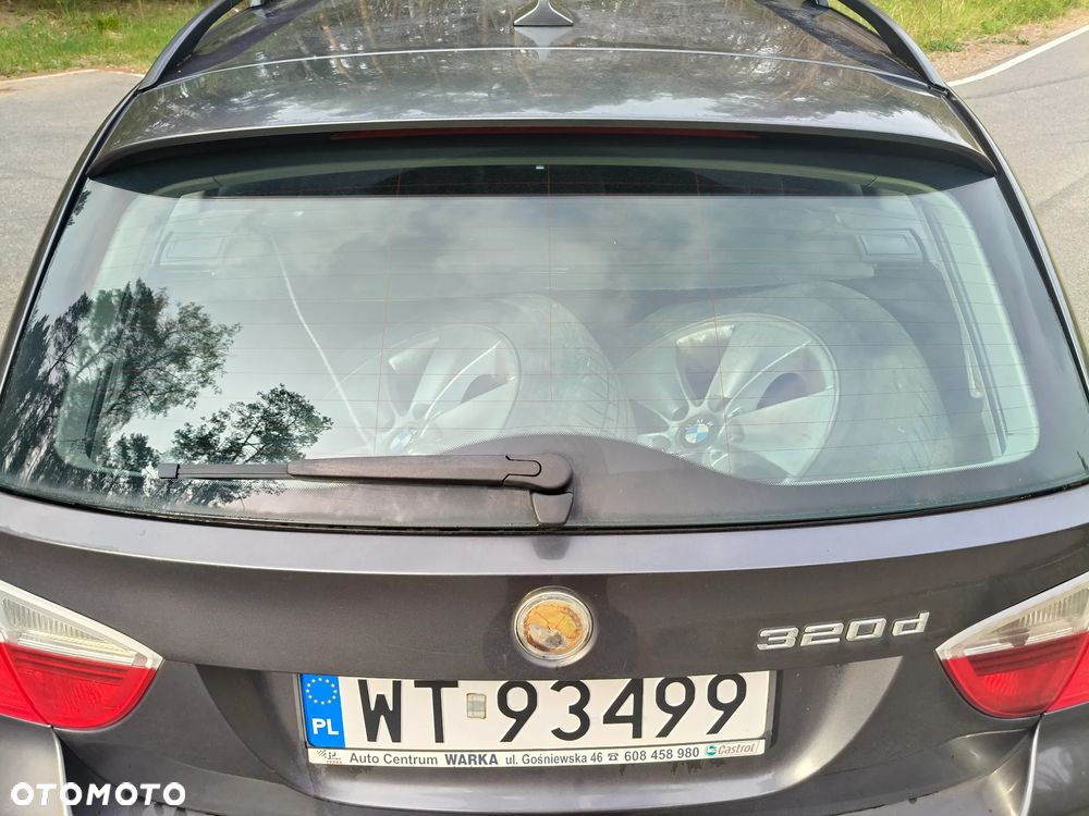 BMW Seria 3 320d DPF - 8