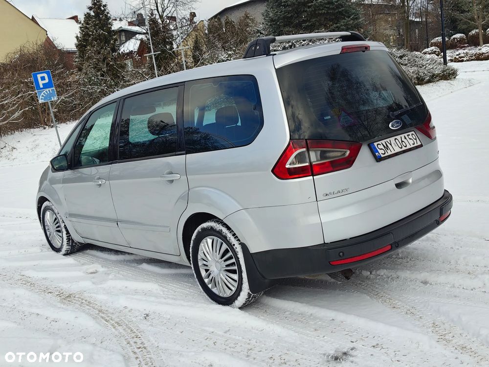 Ford Galaxy 2.0 TDCi Ghia - 16