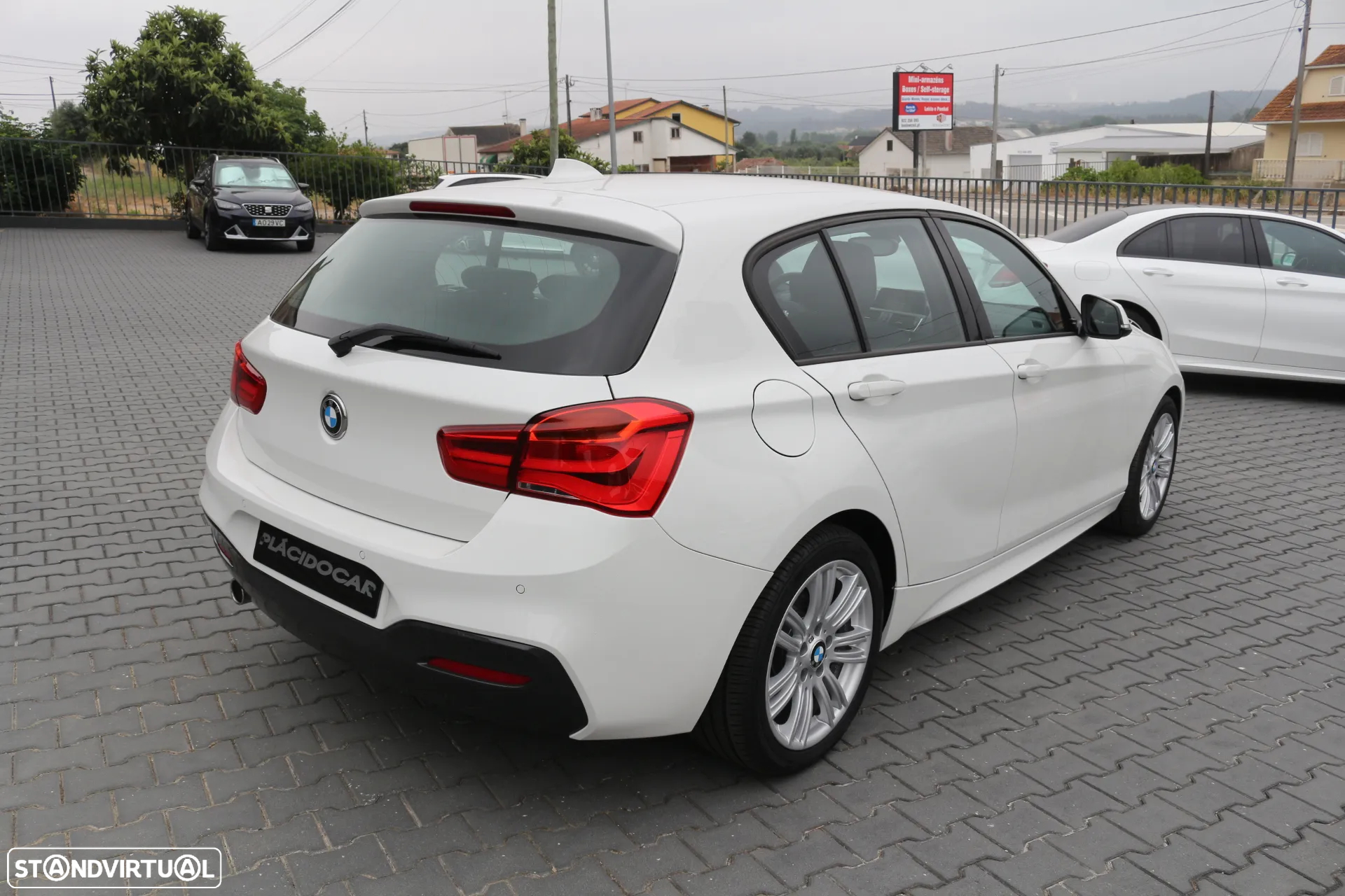 BMW 118 d Pack M - 3