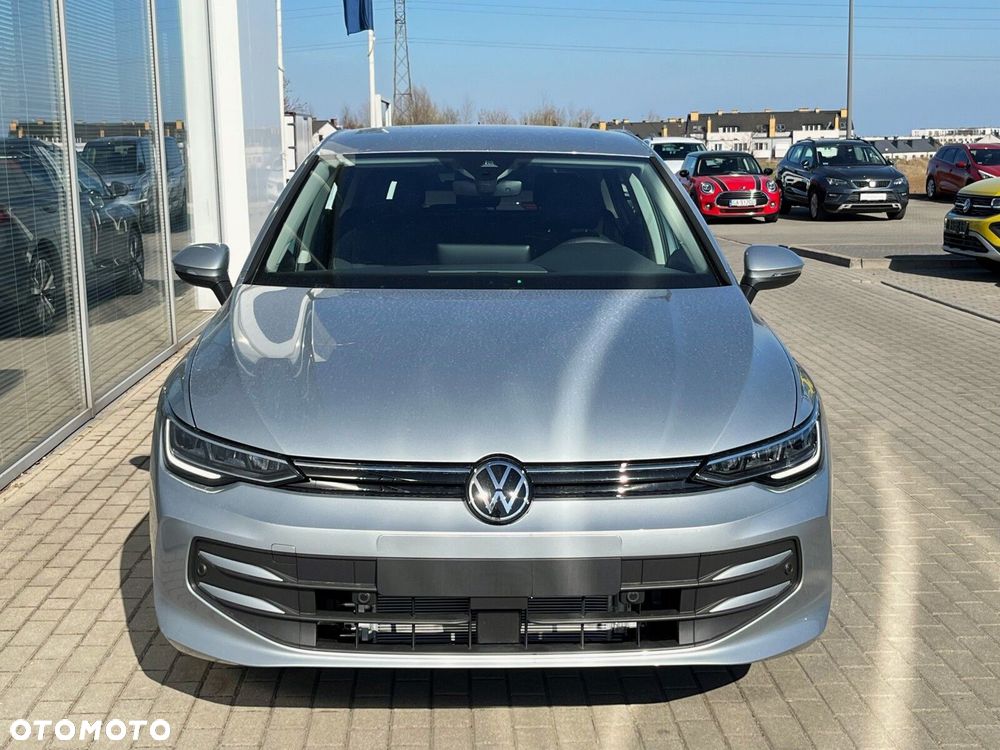 Volkswagen Golf - 3
